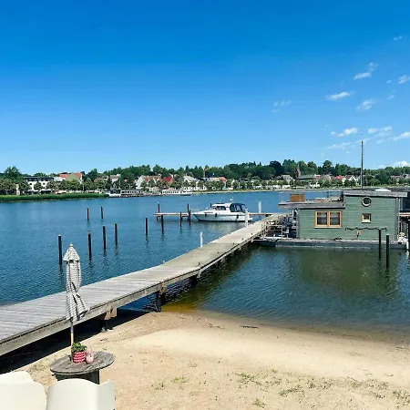 Hausboot Mit Panoramablick * Schleswig